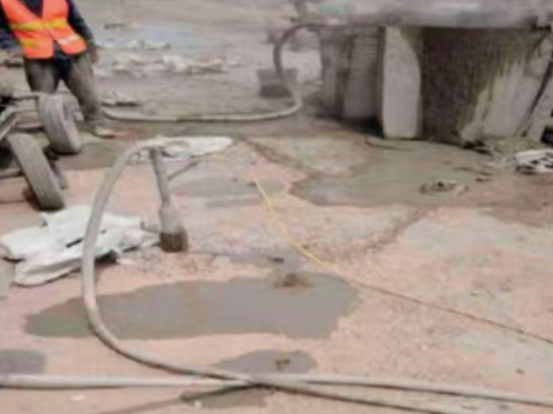 皇姑水泥混凝土路面板底注浆技术 路面脱空注浆整治方案